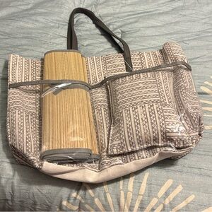 MANAOLA BEACH BAG WITH PILLOW & MAT NWT 🆕